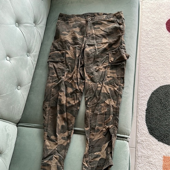 Blank NYC camo cargo pants size 26 - Picture 1 of 5